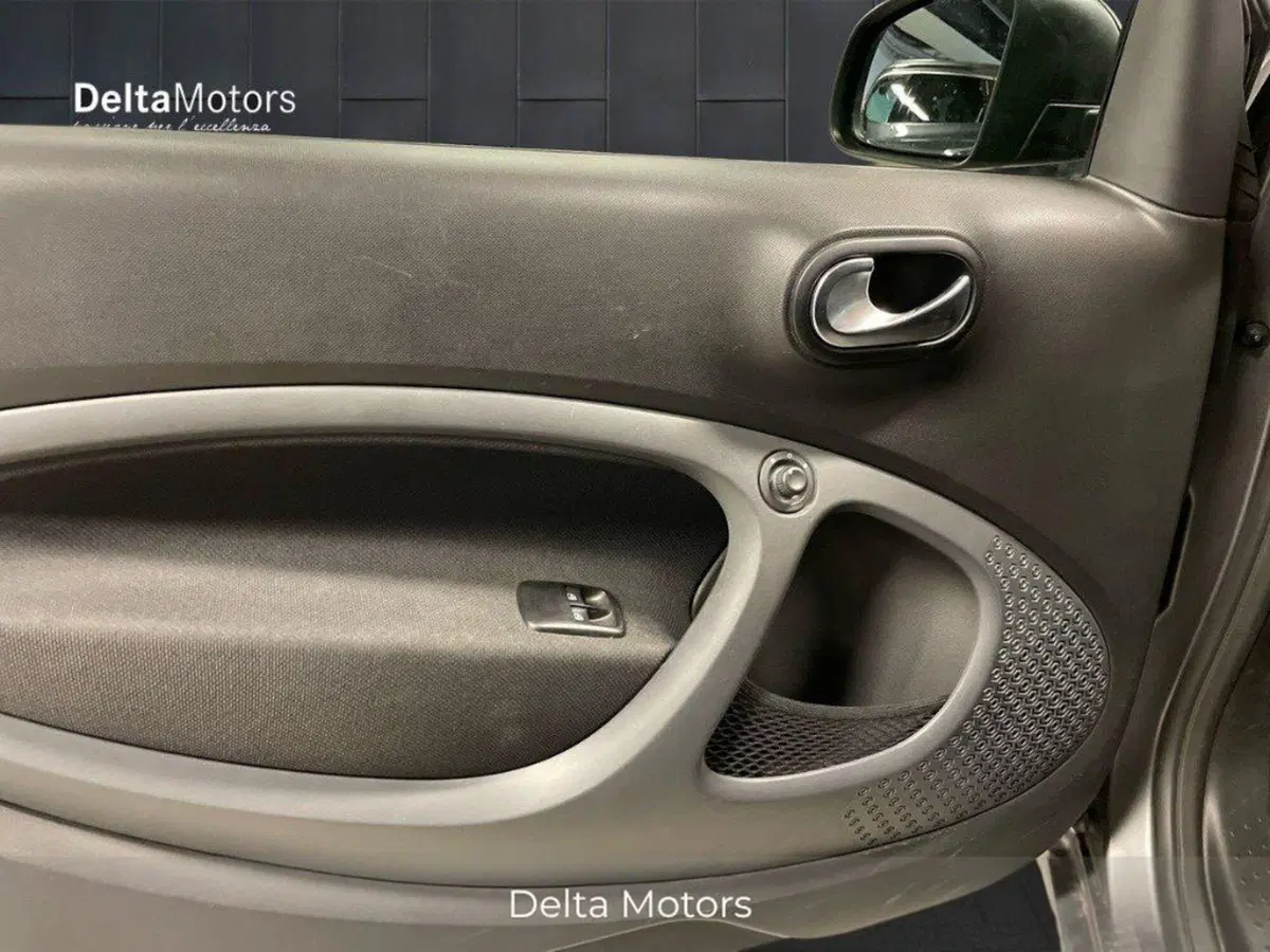 smart Fortwo usata a Ancona (17)
