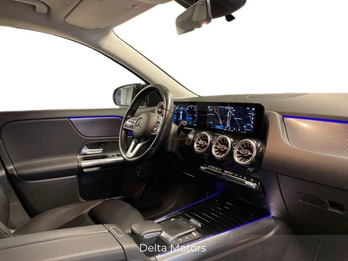 Mercedes-Benz EQA usata a Ancona (12)