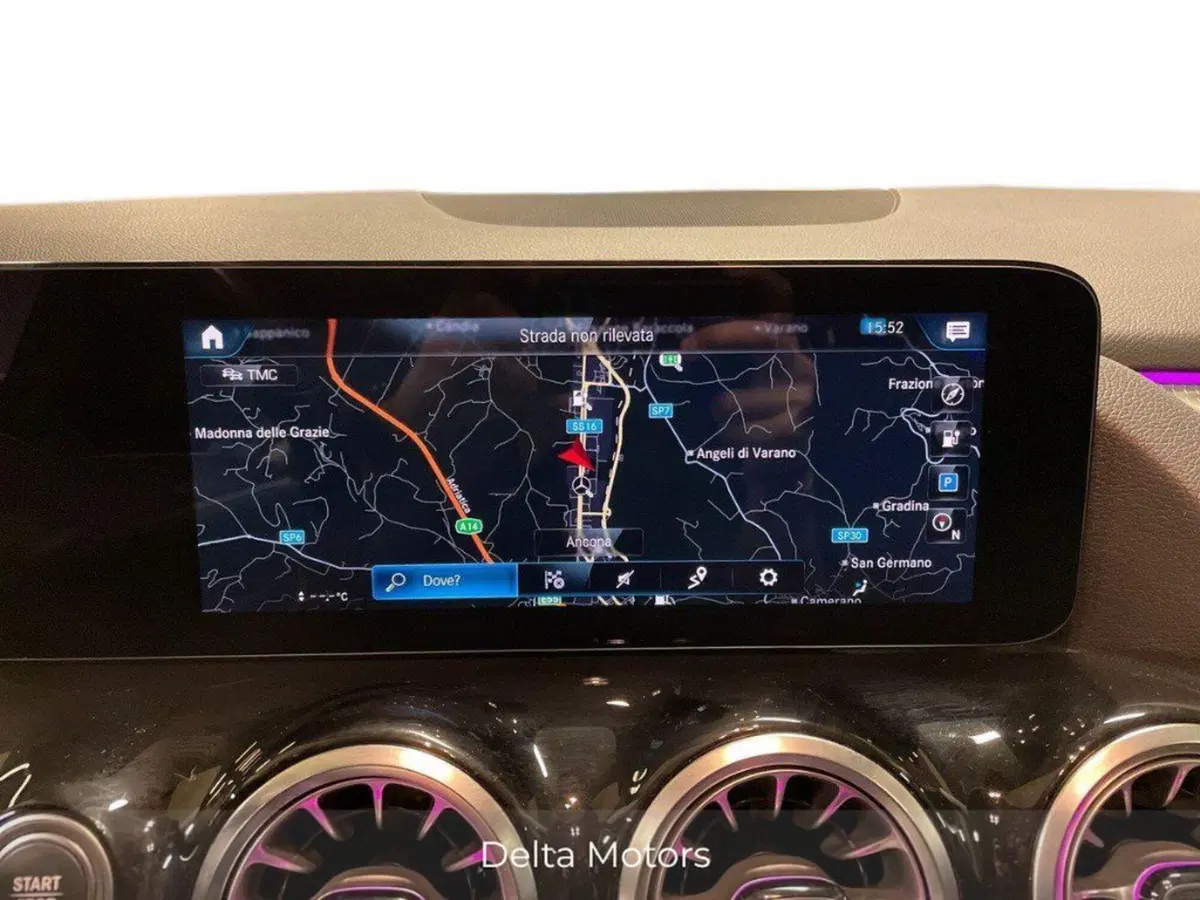 Mercedes-Benz EQA usata a Ancona (15)
