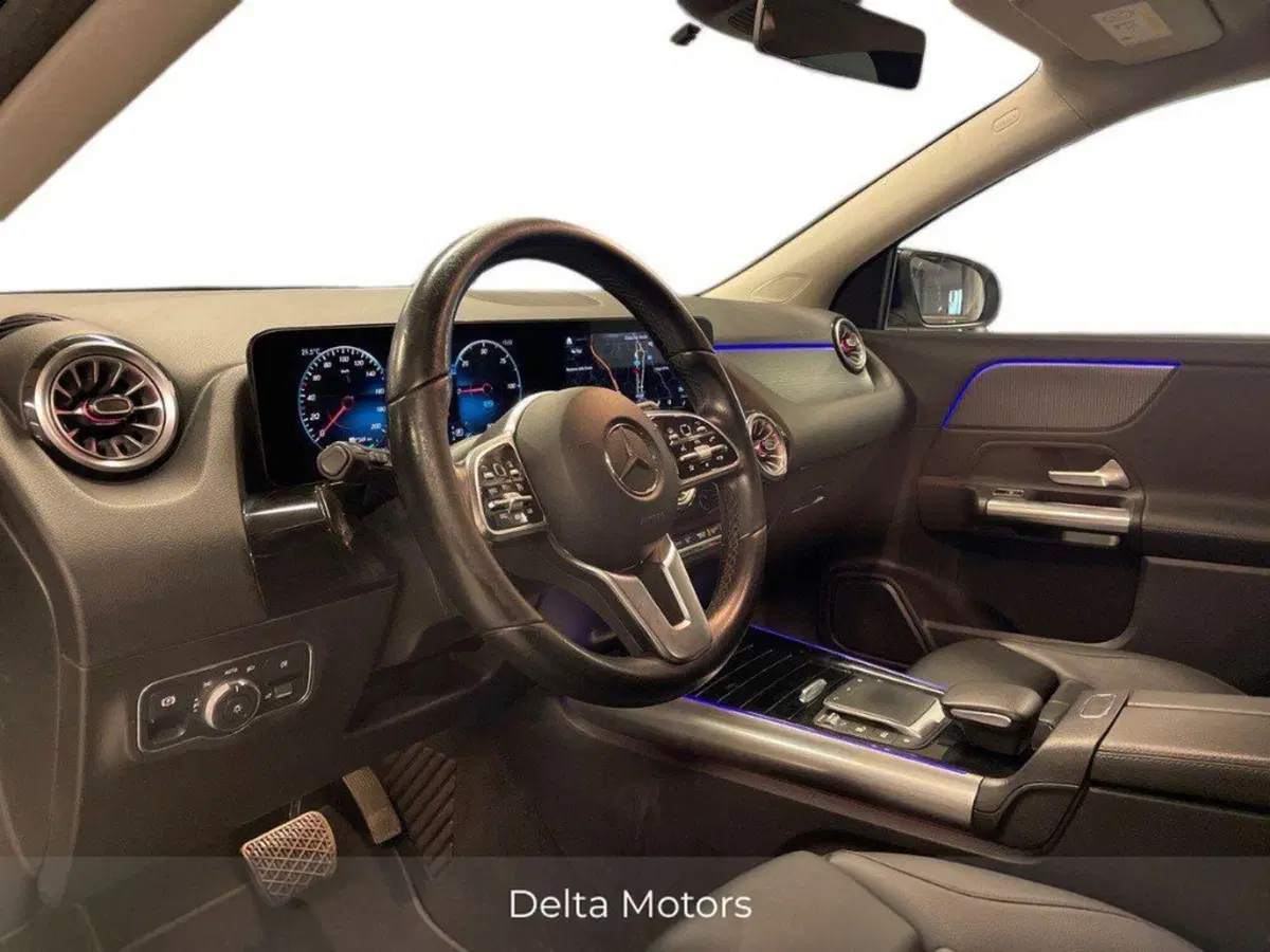 Mercedes-Benz EQA usata a Ancona (16)