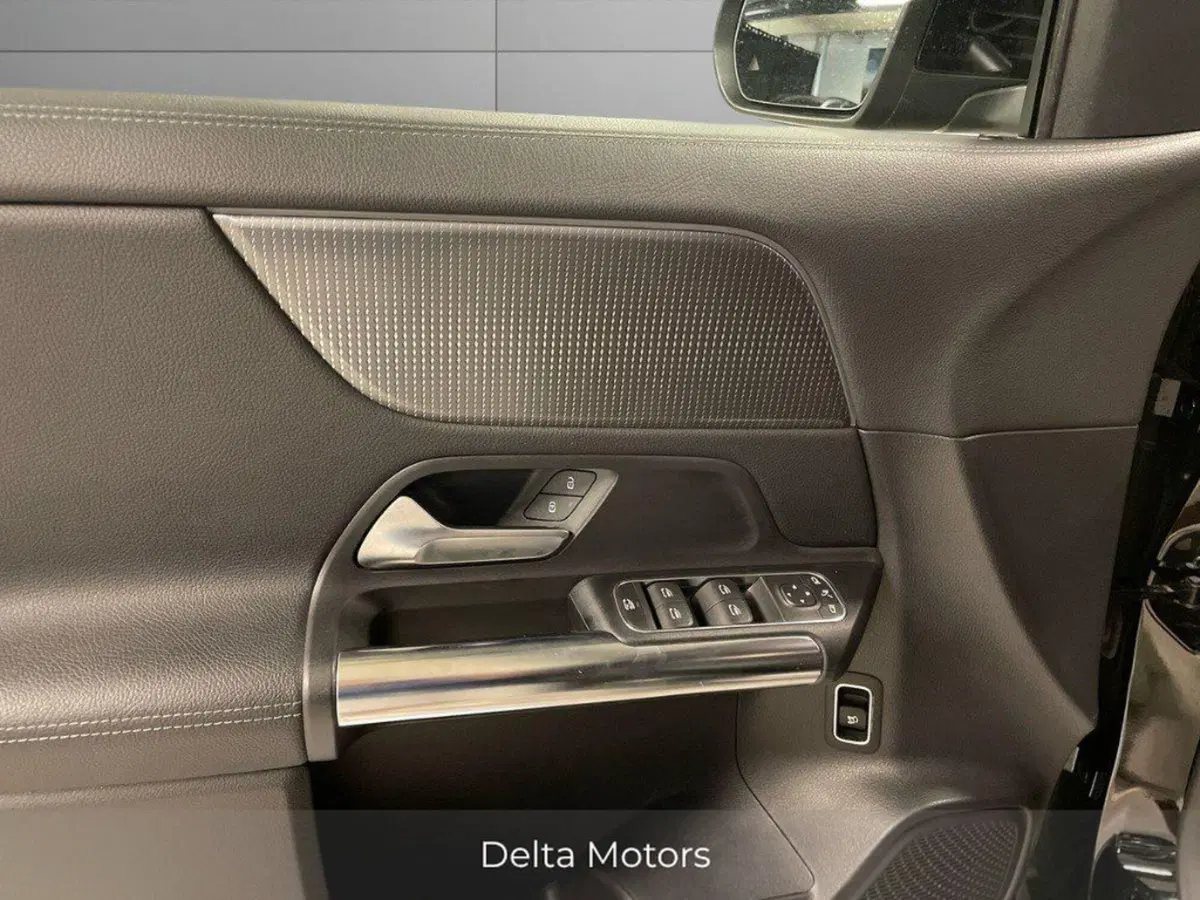 Mercedes-Benz EQA usata a Ancona (17)