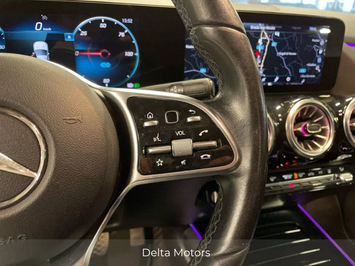 Mercedes-Benz EQA usata a Ancona (19)