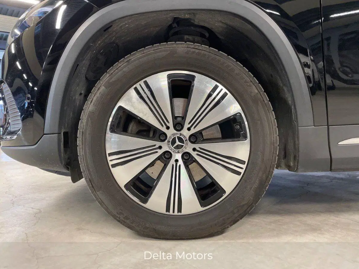 Mercedes-Benz EQA usata a Ancona (8)