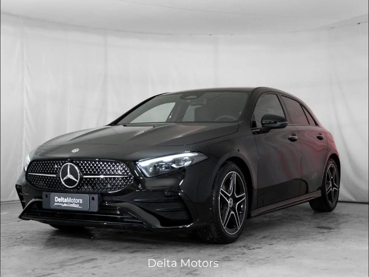 Mercedes-Benz Classe A Sedan nuova a Macerata