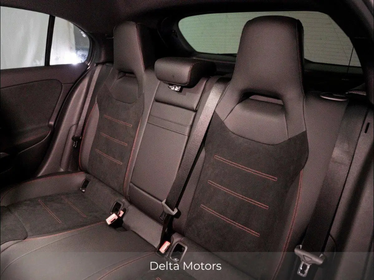 Mercedes-Benz Classe A Sedan nuova a Macerata (10)