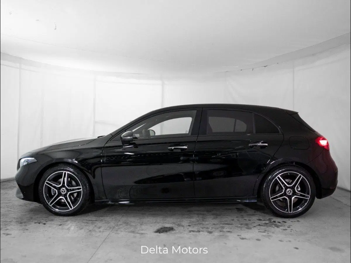 Mercedes-Benz Classe A Sedan nuova a Macerata (2)