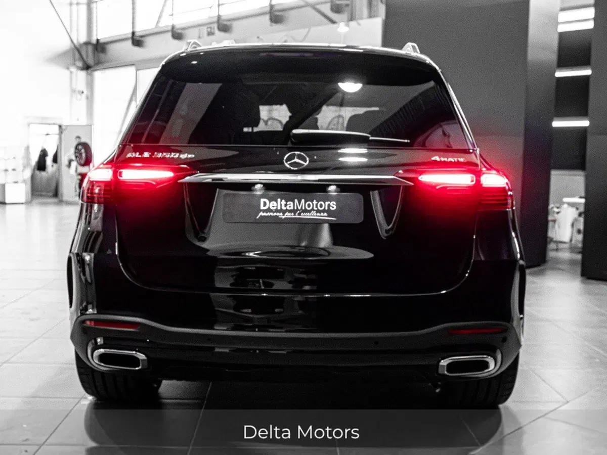 Mercedes-Benz GLE Coupé nuova a Ancona (3)