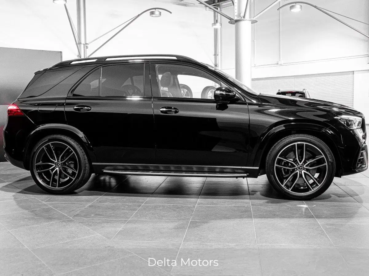 Mercedes-Benz GLE Coupé nuova a Ancona (4)