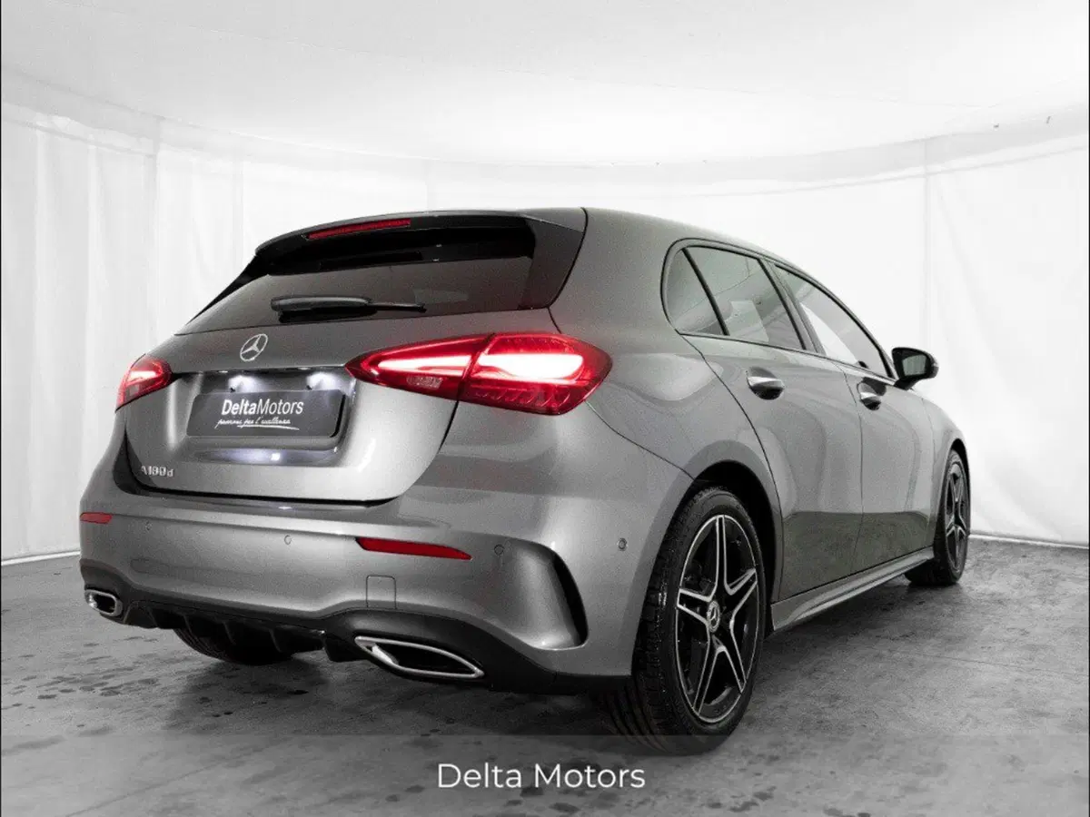 Mercedes-Benz Classe A Sedan nuova a Macerata (4)