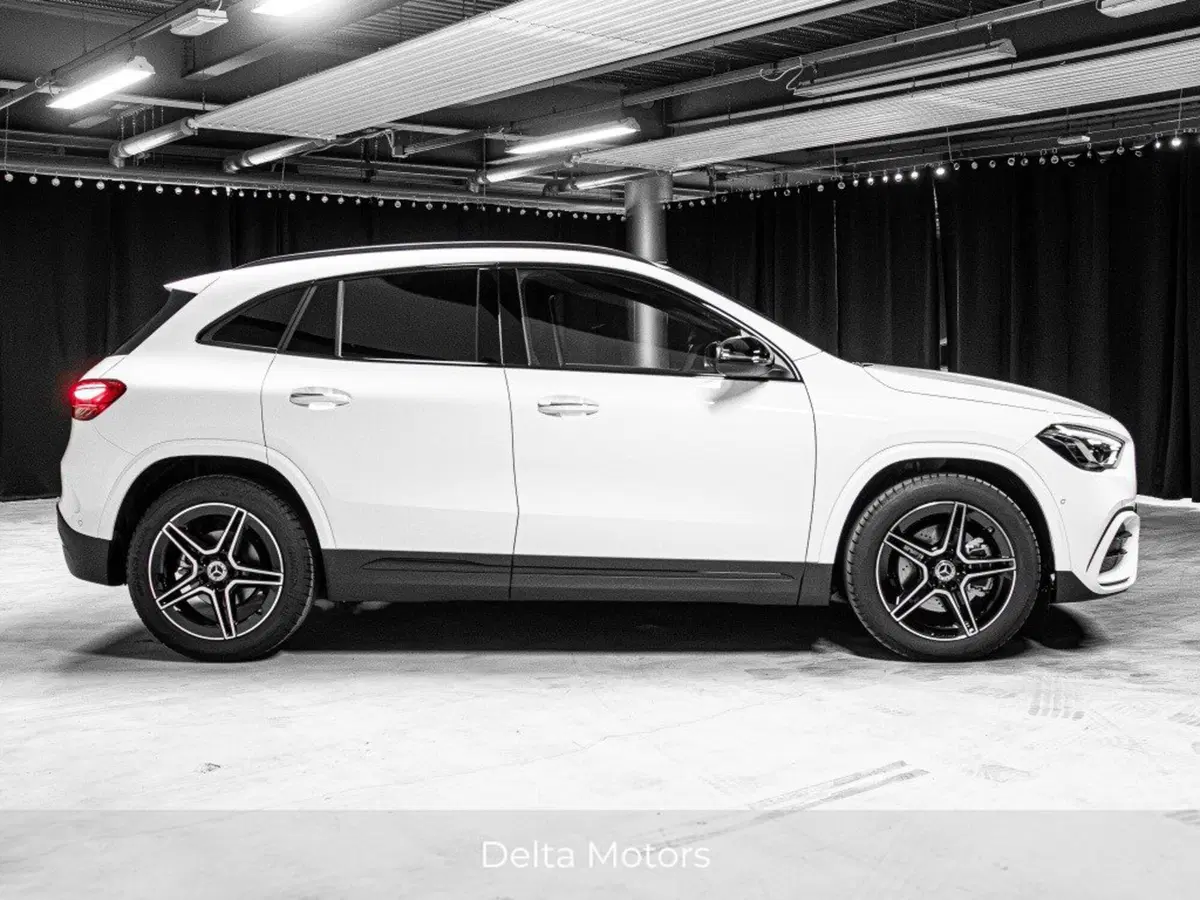 Mercedes-Benz GLA SUV nuova a Ancona (4)