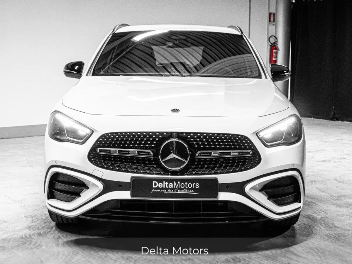 Mercedes-Benz GLA SUV nuova a Ancona (5)