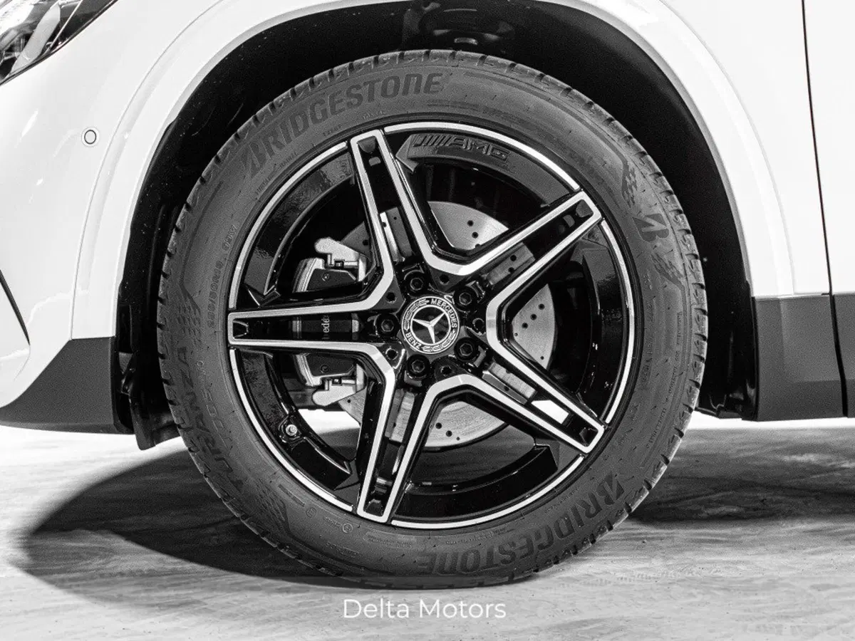 Mercedes-Benz GLA SUV nuova a Ancona (7)