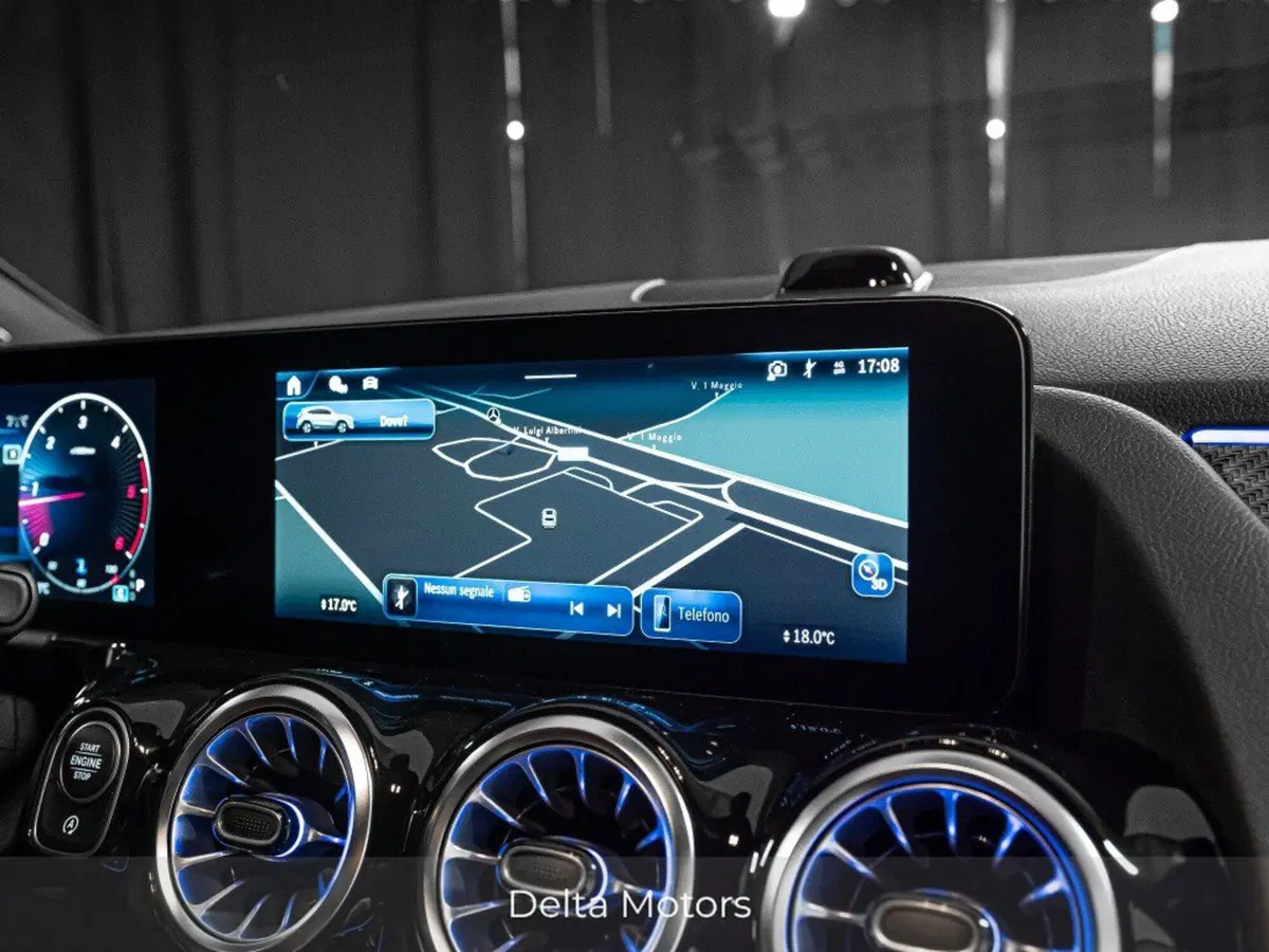 Mercedes-Benz GLA SUV nuova a Ancona (18)