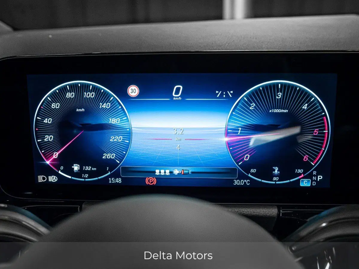 Mercedes-Benz GLA SUV nuova a Ancona (16)