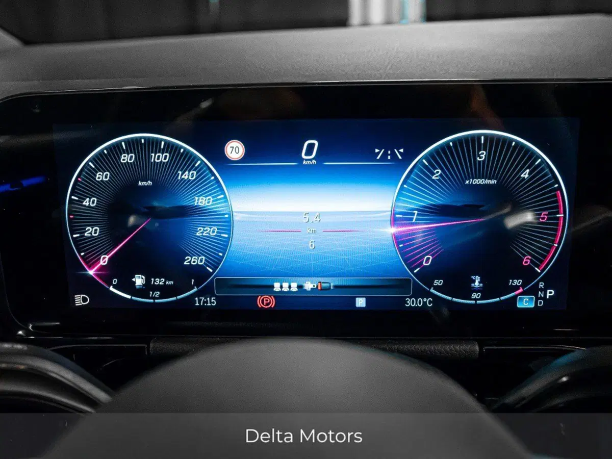 Mercedes-Benz GLA SUV nuova a Ancona (15)