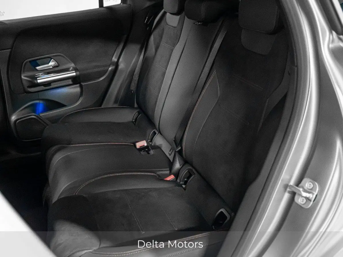 Mercedes-Benz GLA SUV nuova a Ancona (15)