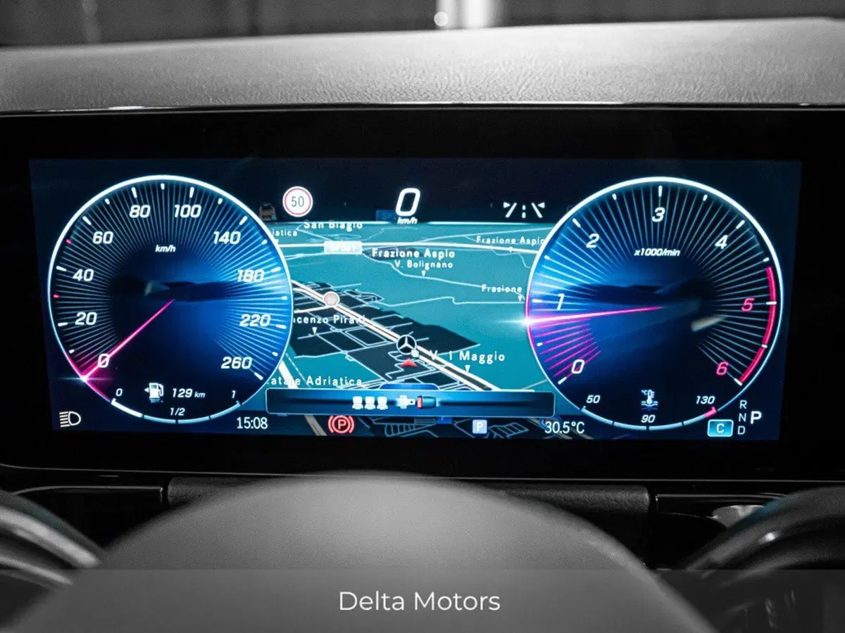 Mercedes-Benz GLA SUV nuova a Ancona (16)