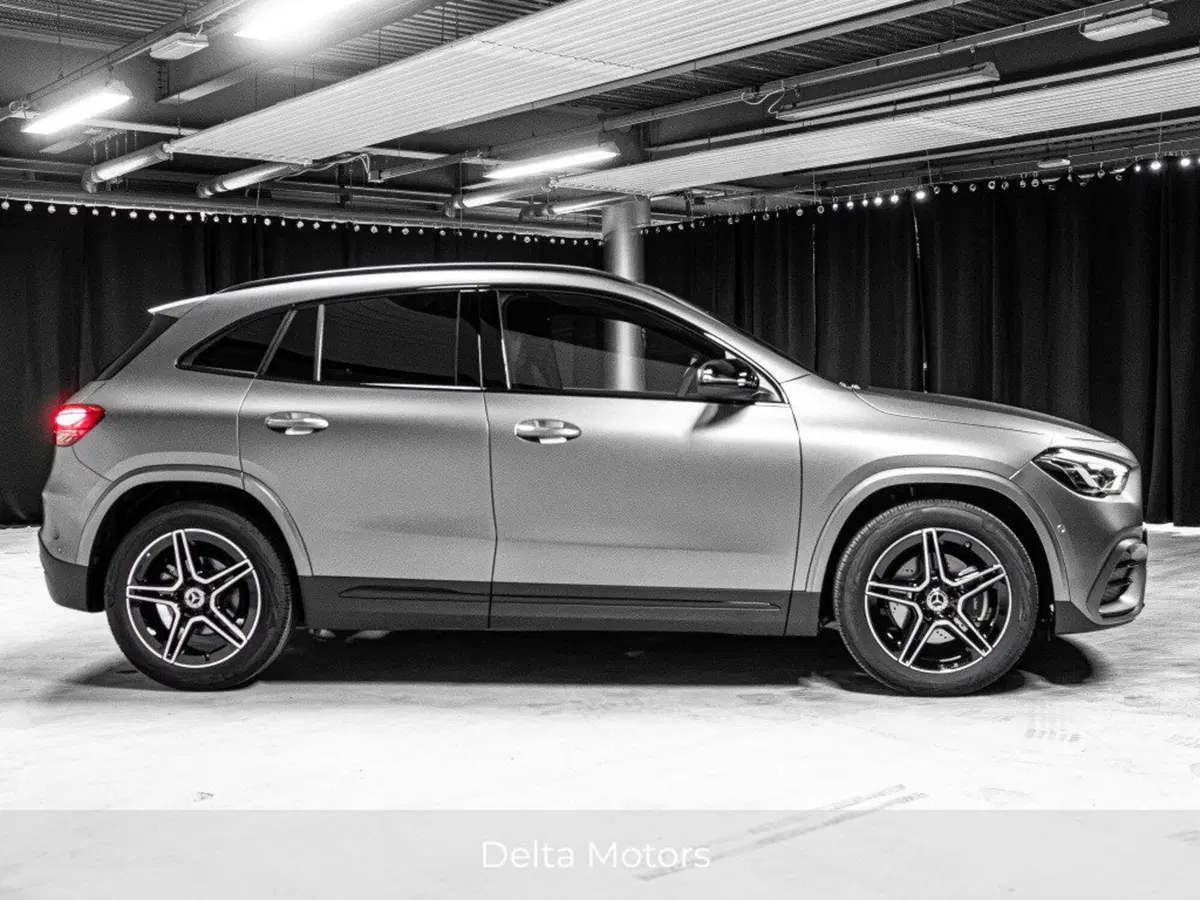 Mercedes-Benz GLA SUV nuova a Ancona (4)