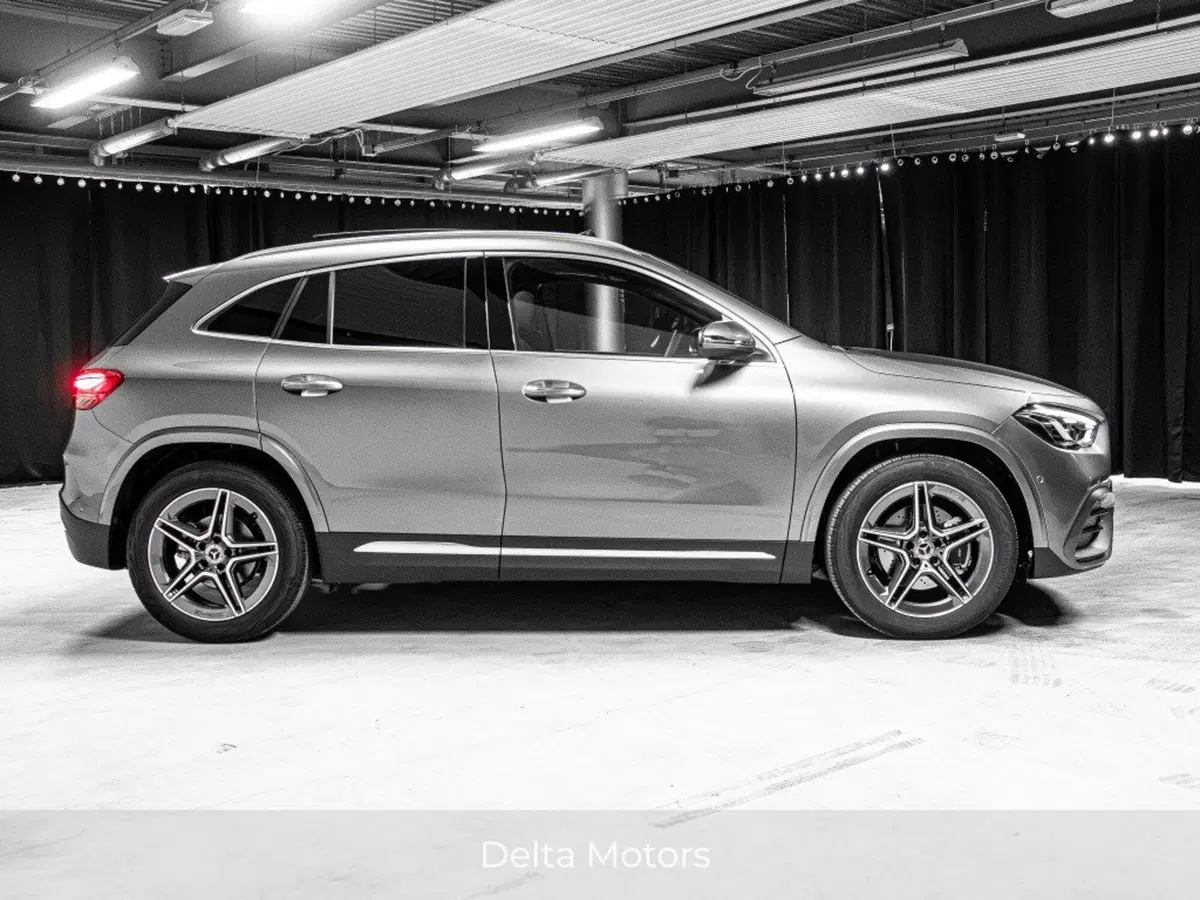 Mercedes-Benz GLA SUV nuova a Ancona (4)