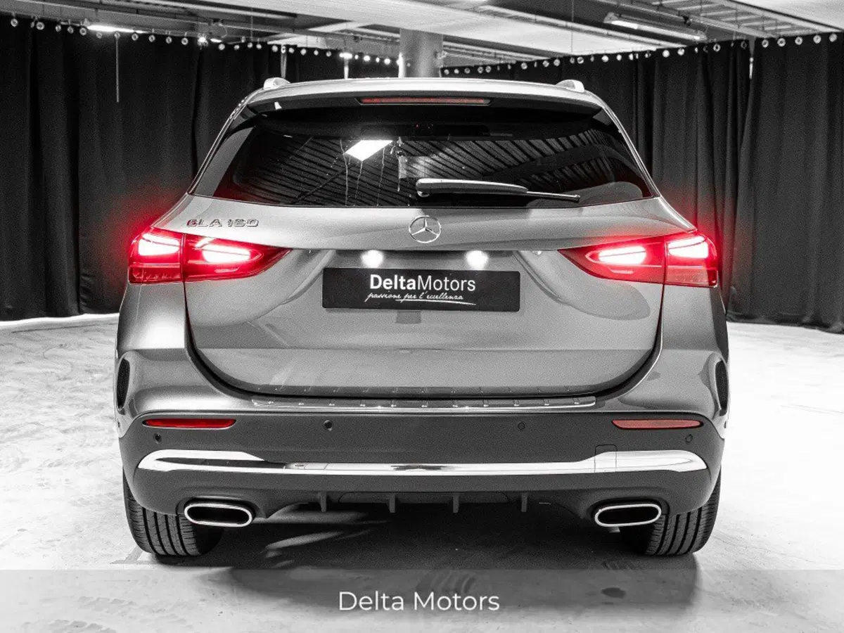 Mercedes-Benz GLA SUV nuova a Ancona (3)