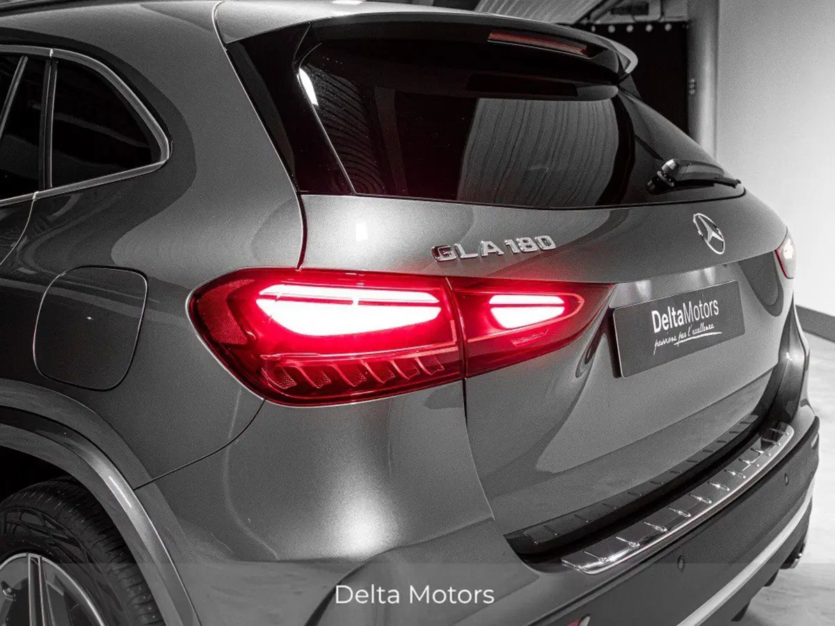 Mercedes-Benz GLA SUV nuova a Ancona (9)