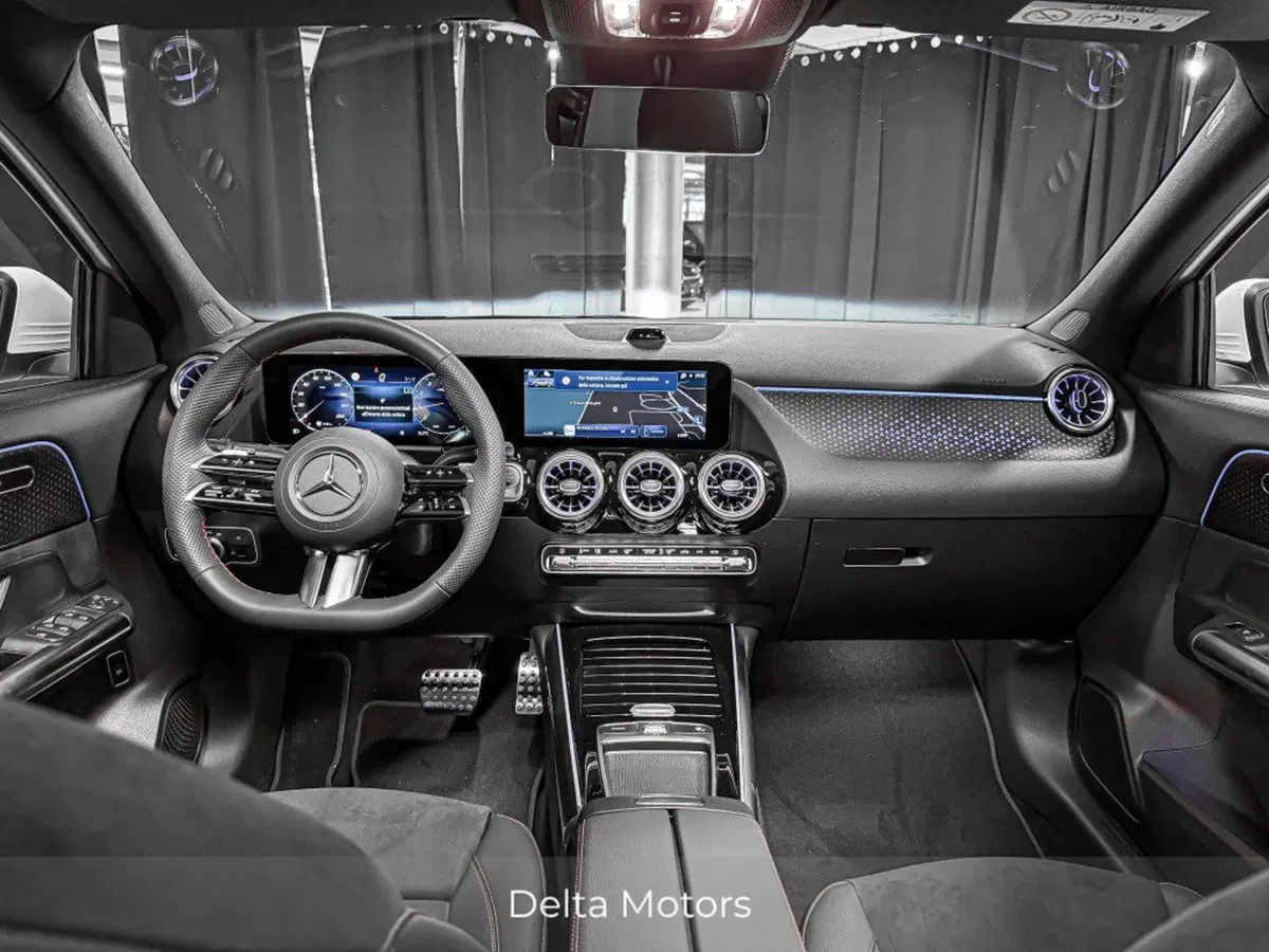 Mercedes-Benz GLA SUV nuova a Ancona (12)