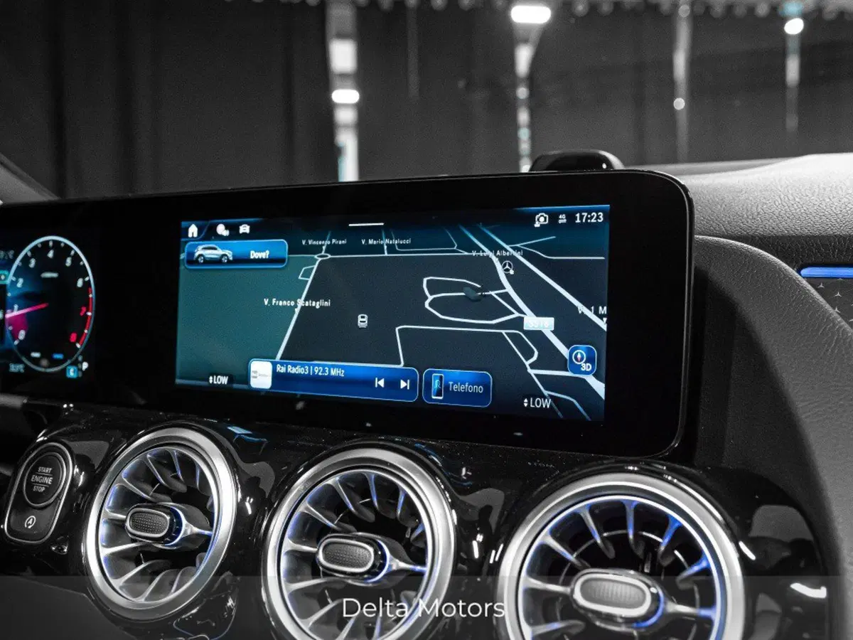 Mercedes-Benz GLA SUV nuova a Ancona (19)