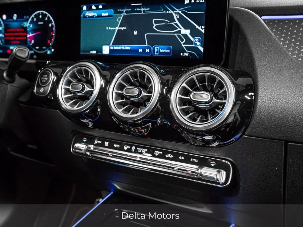 Mercedes-Benz GLA SUV nuova a Ancona (20)
