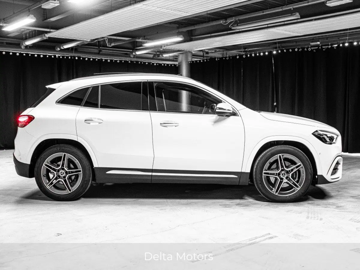 Mercedes-Benz GLA SUV nuova a Ancona (4)