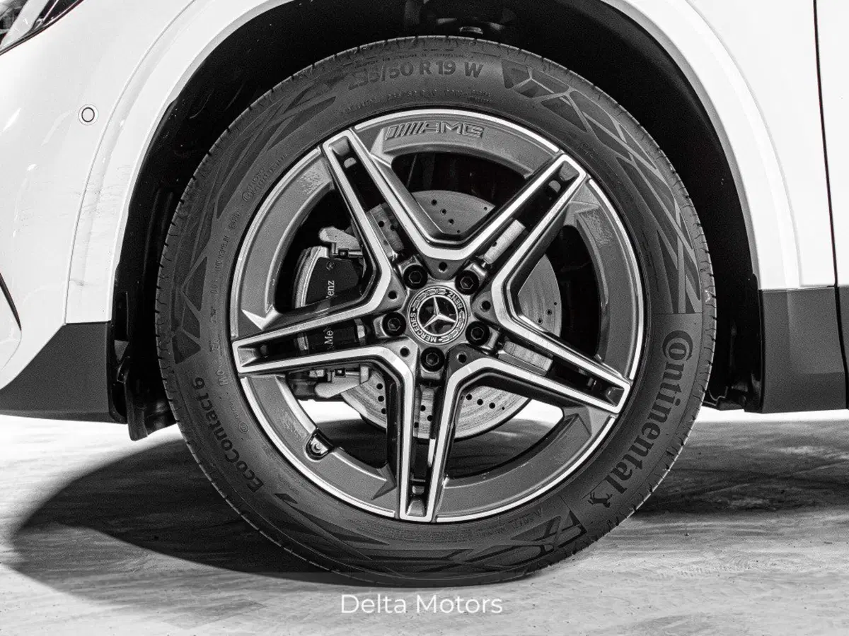 Mercedes-Benz GLA SUV nuova a Ancona (7)