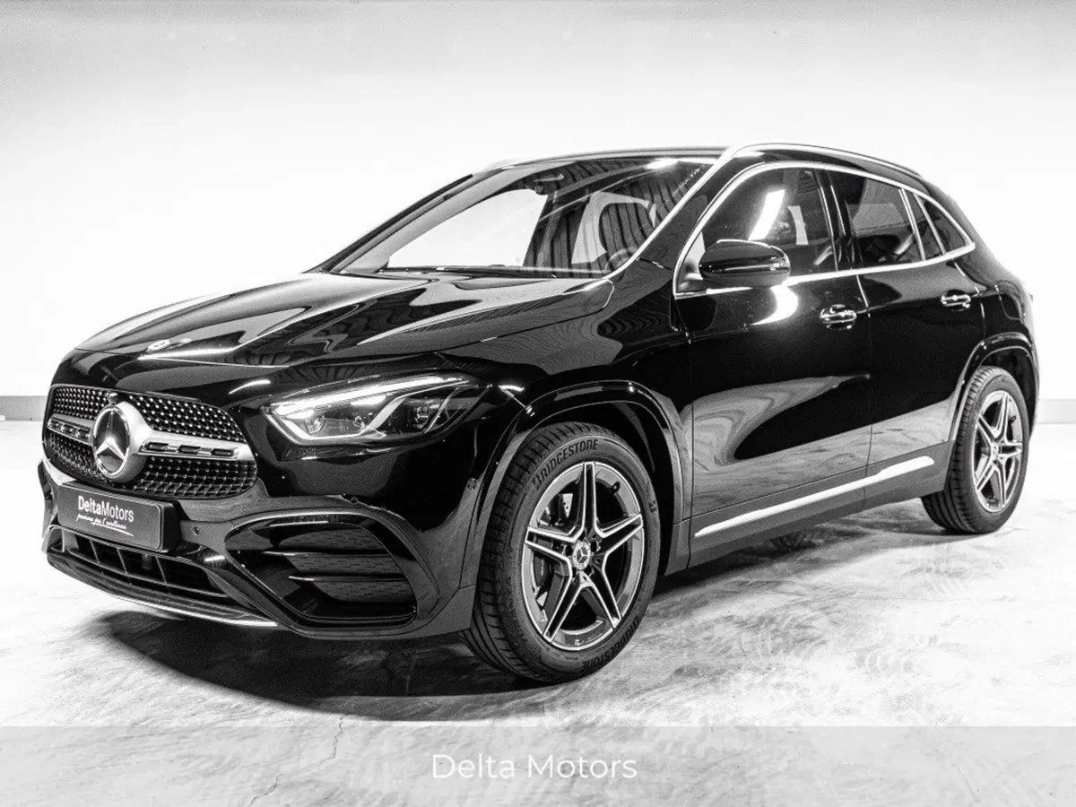Mercedes-Benz GLA SUV nuova a Ancona