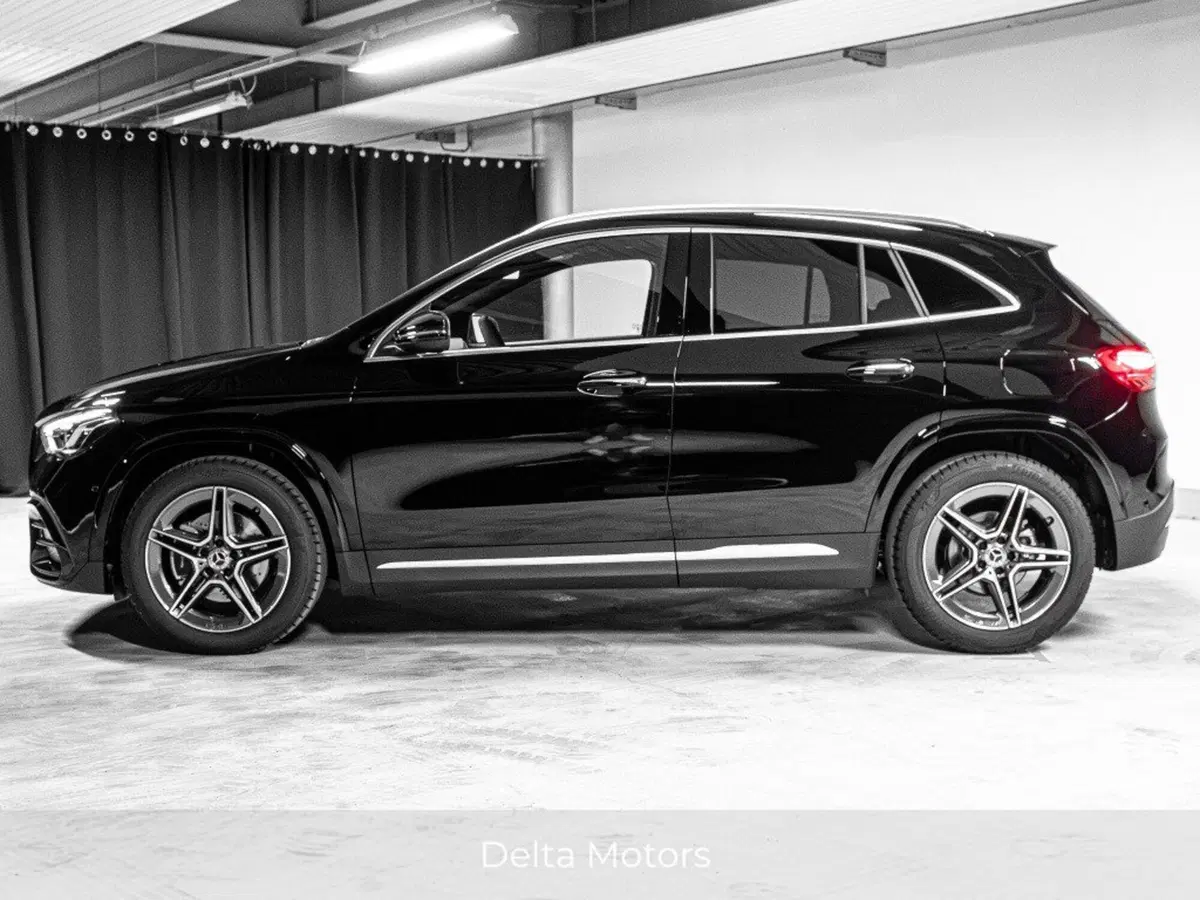 Mercedes-Benz GLA SUV nuova a Ancona (2)