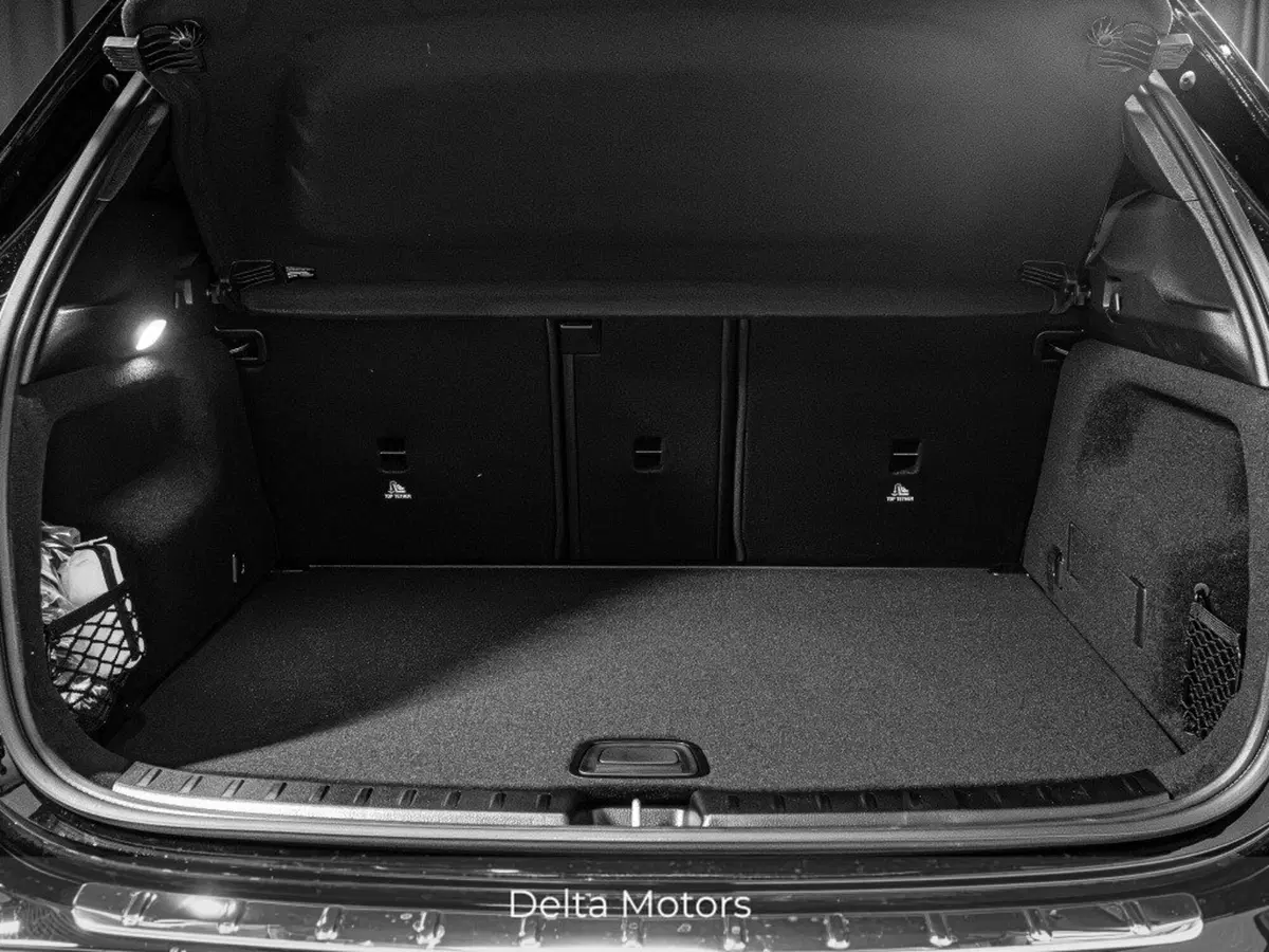 Mercedes-Benz GLA SUV nuova a Ancona (9)