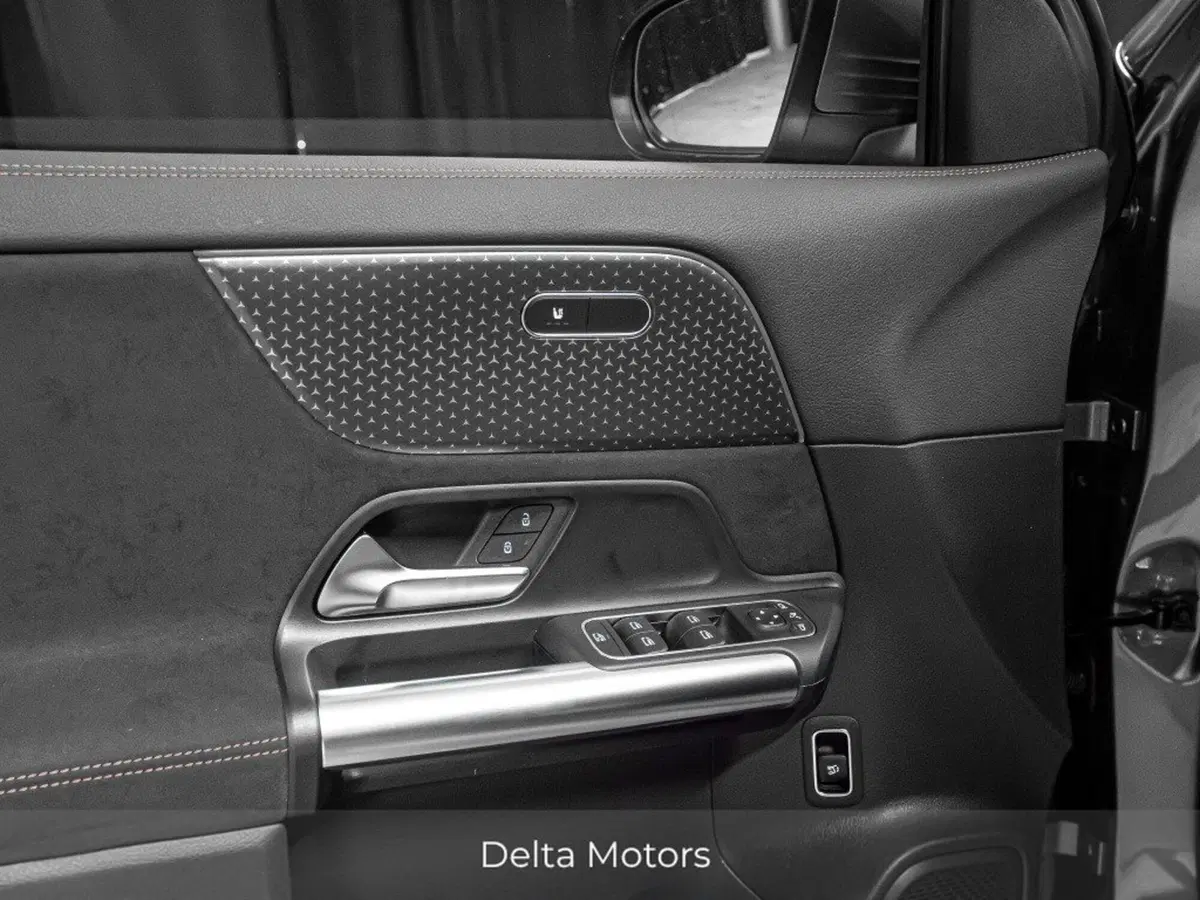 Mercedes-Benz GLA SUV nuova a Ancona (11)