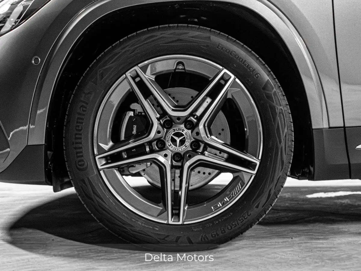 Mercedes-Benz GLA SUV nuova a Ancona (8)