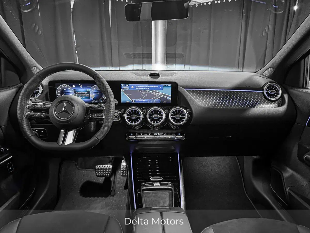 Mercedes-Benz GLA SUV nuova a Ancona (6)