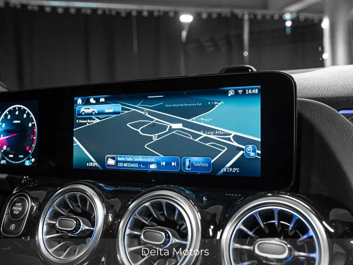 Mercedes-Benz GLA SUV nuova a Ancona (18)