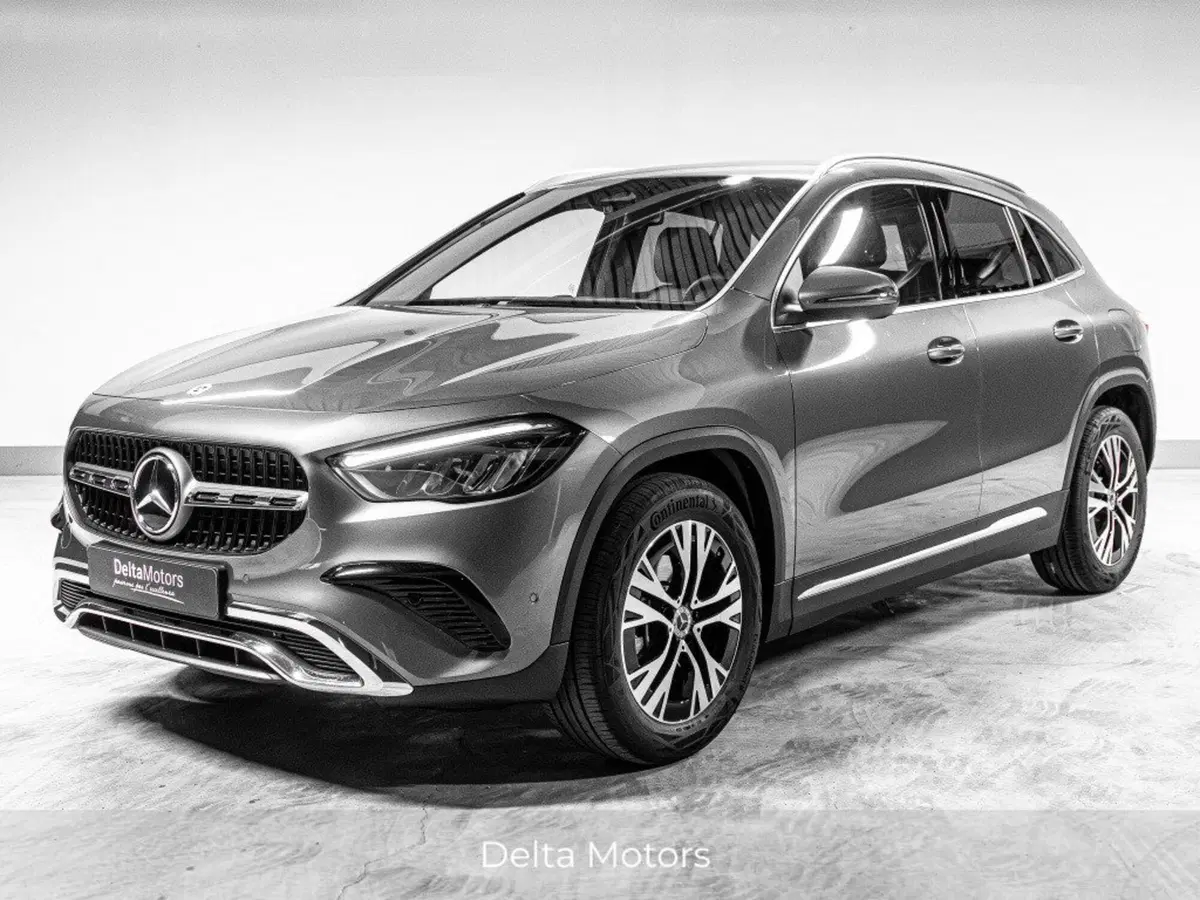 Mercedes-Benz GLA SUV nuova a Ancona