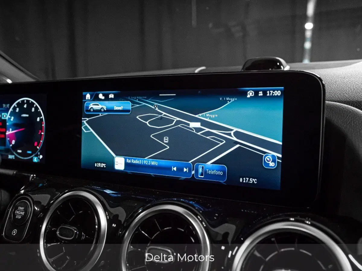 Mercedes-Benz GLA SUV nuova a Ancona (18)
