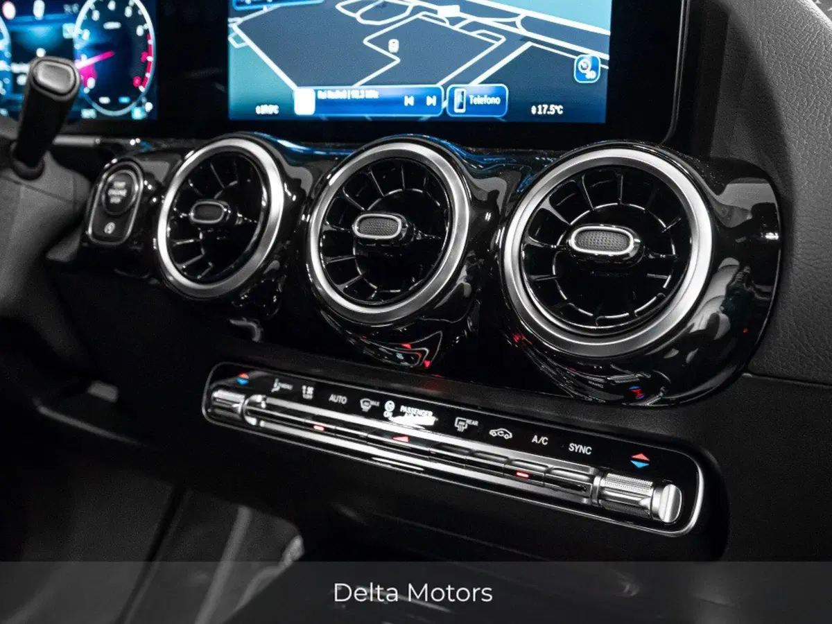 Mercedes-Benz GLA SUV nuova a Ancona (19)