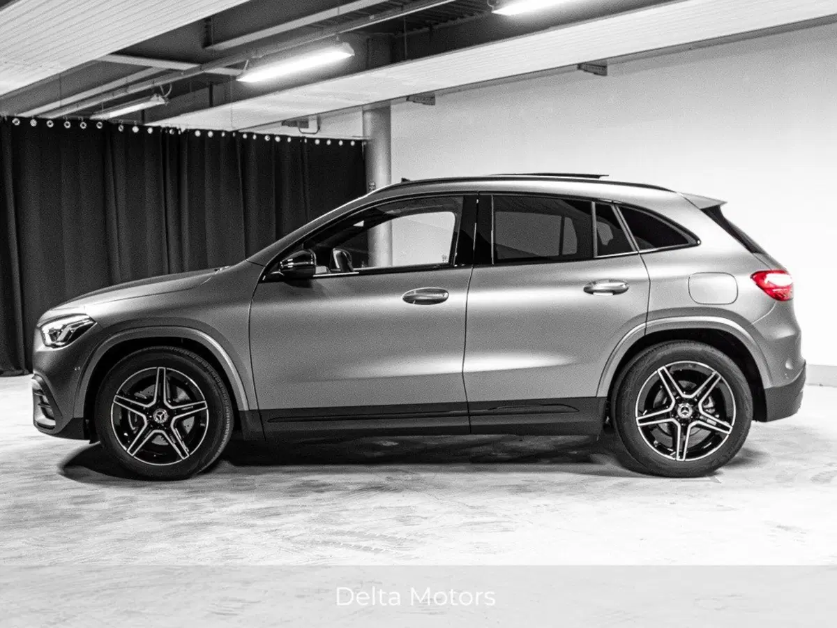 Mercedes-Benz GLA SUV nuova a Ancona (2)