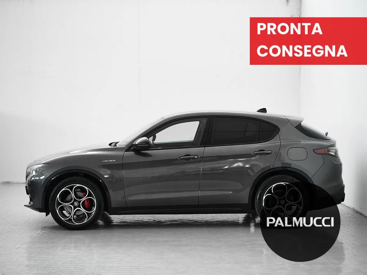 Alfa Romeo Stelvio usata a Prato (4)