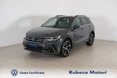 Volkswagen Tiguan Allspace 2.0 tdi R-Line 150cv dsg del 2022 usata a Citta' della Pieve