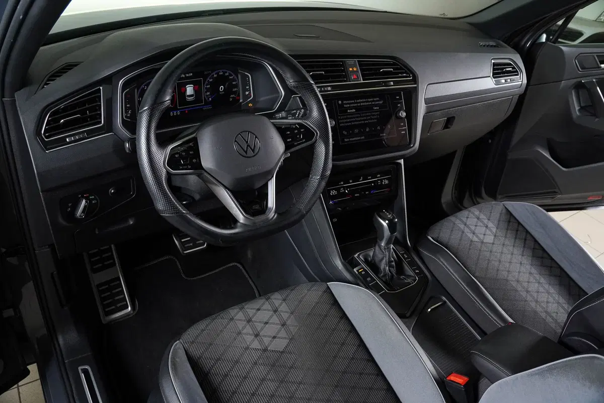Volkswagen Tiguan usata a Perugia (15)
