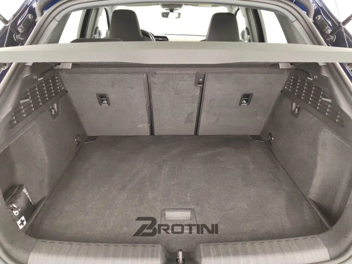 Audi A3 Sportback usata a Massa-Carrara (15)