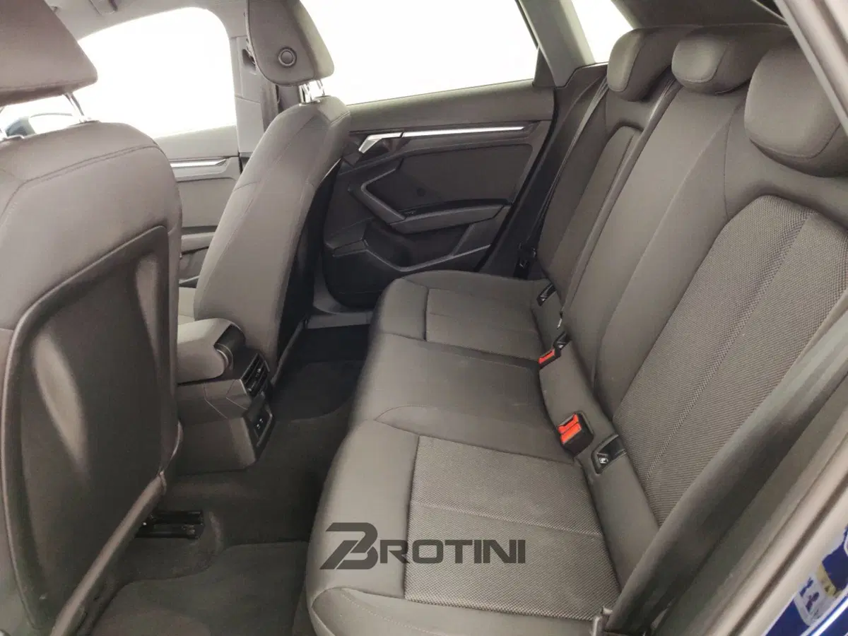 Audi A3 Sportback usata a Massa-Carrara (12)