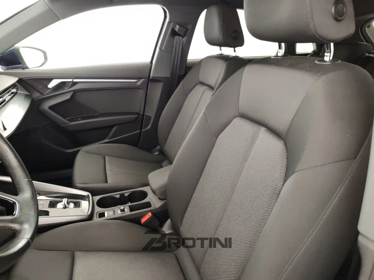 Audi A3 Sportback usata a Massa-Carrara (13)