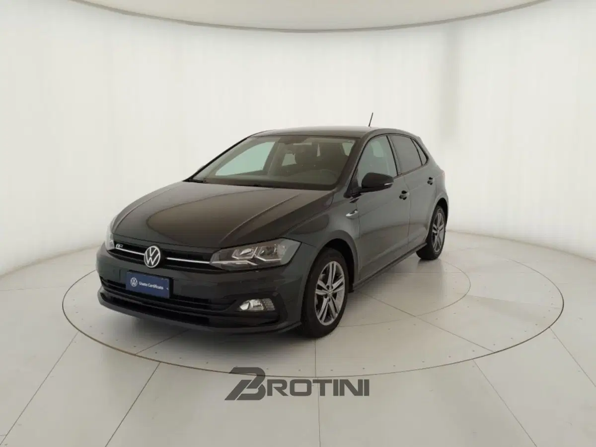 Volkswagen Polo usata a Massa-Carrara