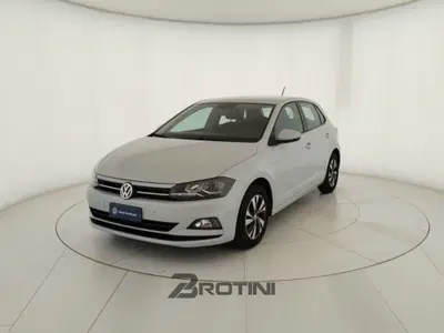 Volkswagen Polo 1.0 TSI 5p. Comfortline BlueMotion Technology del 2020 usata a Massa
