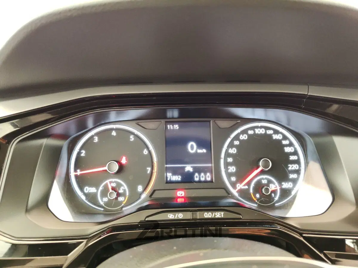 Volkswagen Polo usata a Massa-Carrara (13)